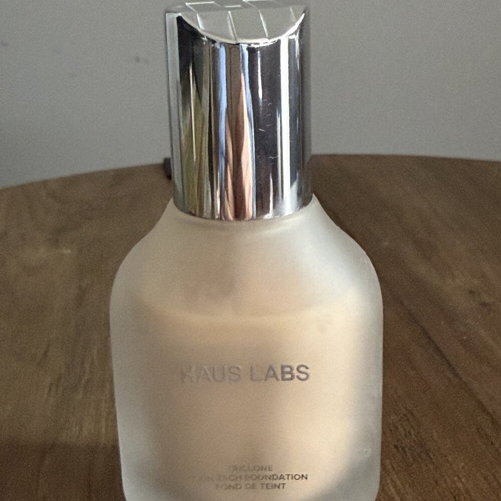 TricloneTM Skin Tech Foundation